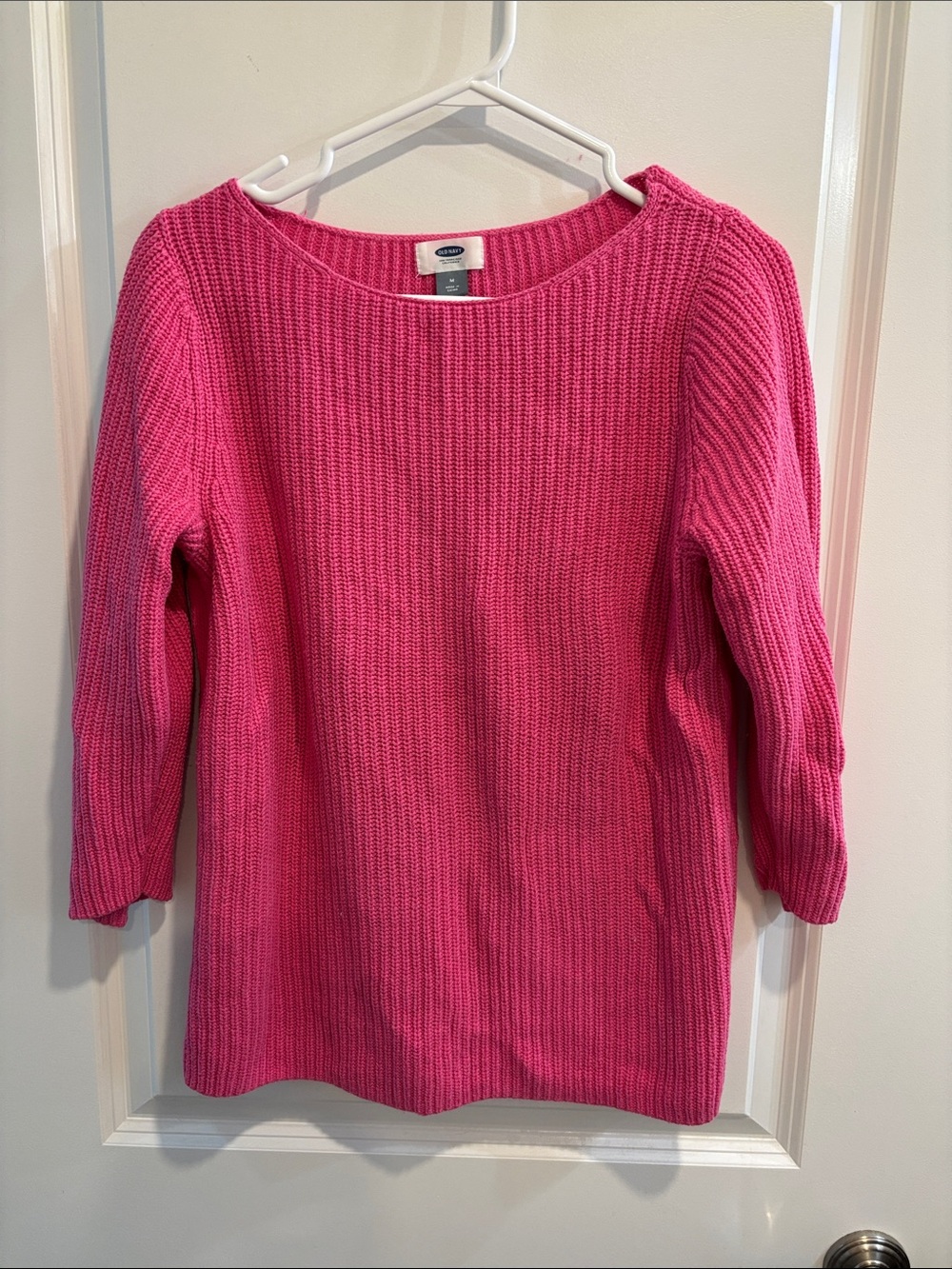 Old Navy Women's Bright Pink Ribbed Crewneck Sweater